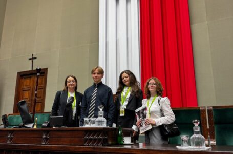 Młode głosy z Gminy Ostrów słyszalne w polskim Sejmie