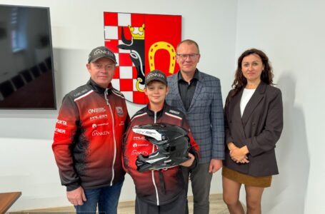 Gmina Ostrów Wielkopolski wspiera młodych żużlowców