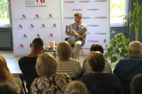 Jakub Bączykowski gościem gorzyckiej biblioteki